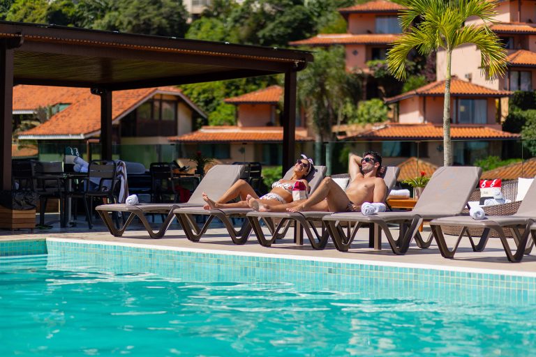 Piscina aquecida do Hotel Experience João Fernandes