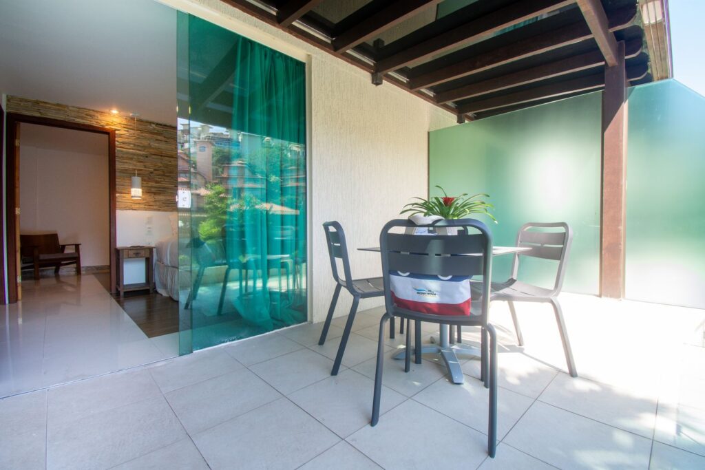 classic 2 quartos varanda 3 — Hotel Experience João Fernandes