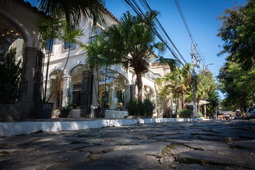 rua das pedras 1 — Hotel Experience João Fernandes